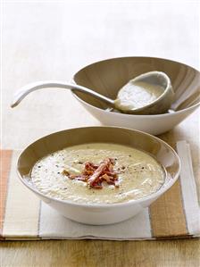 Cream of artichoke soup