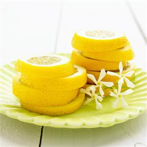 Towers of lemon slices