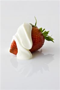 Fresh strawberries with cream