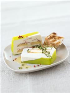 Apple & soft cheese terrine with red peppercorns & toast