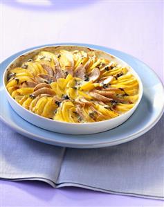 Potato and pear gratin with Gorgonzola