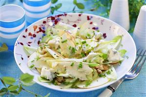 Chicory, Roquefort and apple salad