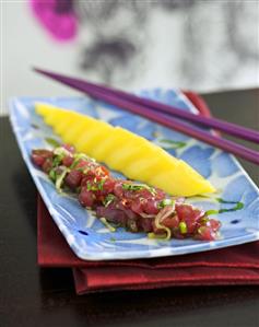 Tuna tartare with mango