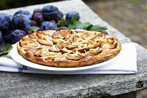 Plum cake with slivered almonds