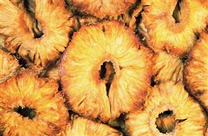 Dried pineapple slices (full-frame)