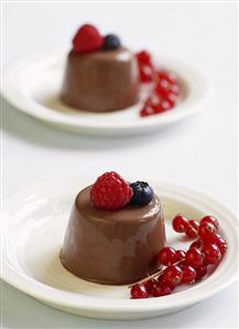 Chocolate panna cotta with fresh berries