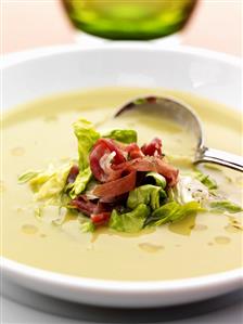 Pea soup with ham