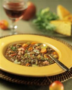 A Bowl of Lentil Soup. Receta disponible TR