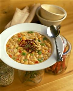 A Bowl of Bean Soup. Receta disponible