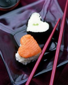 Heart-shaped sushi