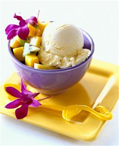 Mango ice cream with fresh fruit