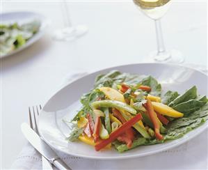 Thai mango and pepper salad