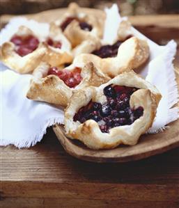 Puff pastry with fruit