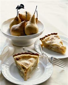 Pear pie slices