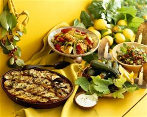 Sunny Buffet with Turkey and Bell Peppers and Scalloped Potatoes