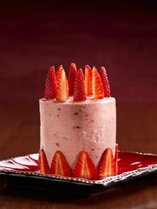 Tall Strawberry Cake with Strawberry Buttercream Icing