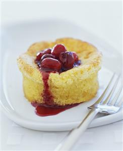 individual Spongecake with Fruit Compote