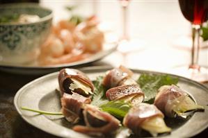 Prosciutto Wrapped Figs