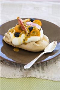 Brown Sugar Meringue with Cream and Fruit