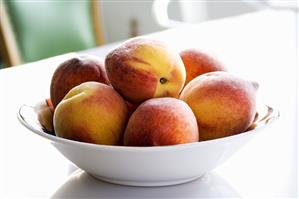 Peaches in a Bowl