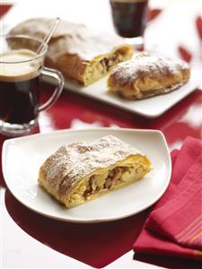 Strudel de manzanas. Receta disponible TR.
