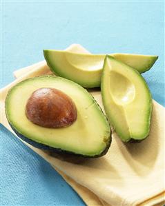 Aguacate partido.
Sliced Avocado