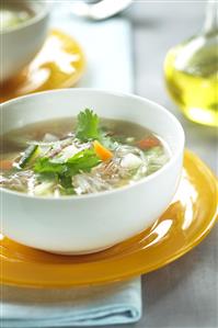 Sopa de buey con hortalizas. Receta disponible
. Ox Soup with Vegetables.