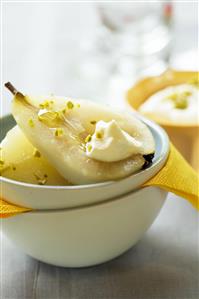 Peras con miel y pistachos. Receta disponible
Pears with Honey and Pistachios.