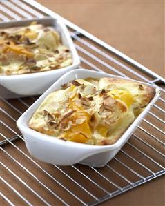 Gratinado de requeson con mango. Receta disponible.
Requeson Cheese Gratin with Mango
