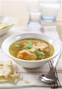 Caldo con salmon y especias. Receta disponible.
Salmon with Spices Broth.