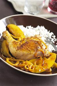 Tajine de pollo con mango. Cocina africana. Receta disponible.
Chicken with Mango Tagine.  African Cuisine.