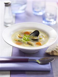 Sopa de mejillones. Receta disponible.
