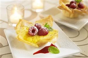 Cestitas con frutos rojos. Receta disponible.
Small Tarts with Red Fruits.