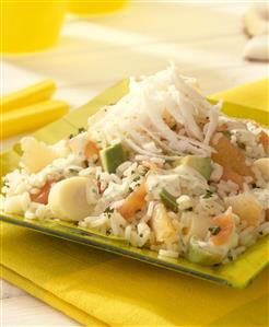 Ensalada de arroz y salmon ahumado. Receta disponible.
Rice and Smoked Salmon Salad.