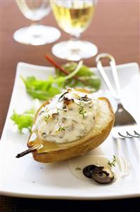 Peras con miel de tomillo y queso de cabra. Receta disponible.
Pears with Thyme Honey and Goat Cheese
