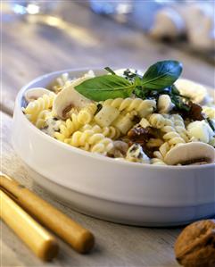 Pasta con champiñones. Receta disponible.
Paste with Mushrooms.