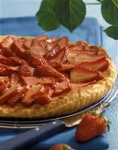 Hojaldre de fresas caramelizadas. Receta disponible .
Puffy Pastry with Strawberries Candy. 