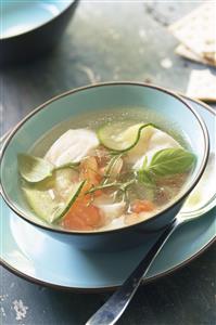 Sopa de pescado con calabacines. Receta disponible.
Fish and Squash Soup.