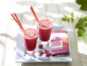 Batido de frutas del bosque. Receta disponible.