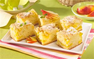 Pastel de manzana con almendras. Receta disponible.
