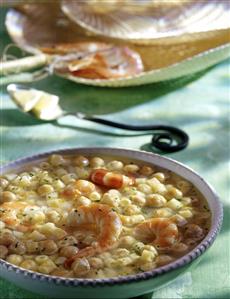 Potaje de pasta, gambas y garbanzos. Receta disponible TR.