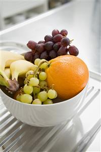 Bowl of fruit