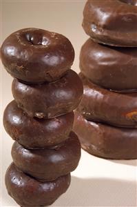 Donuts de chocolate.